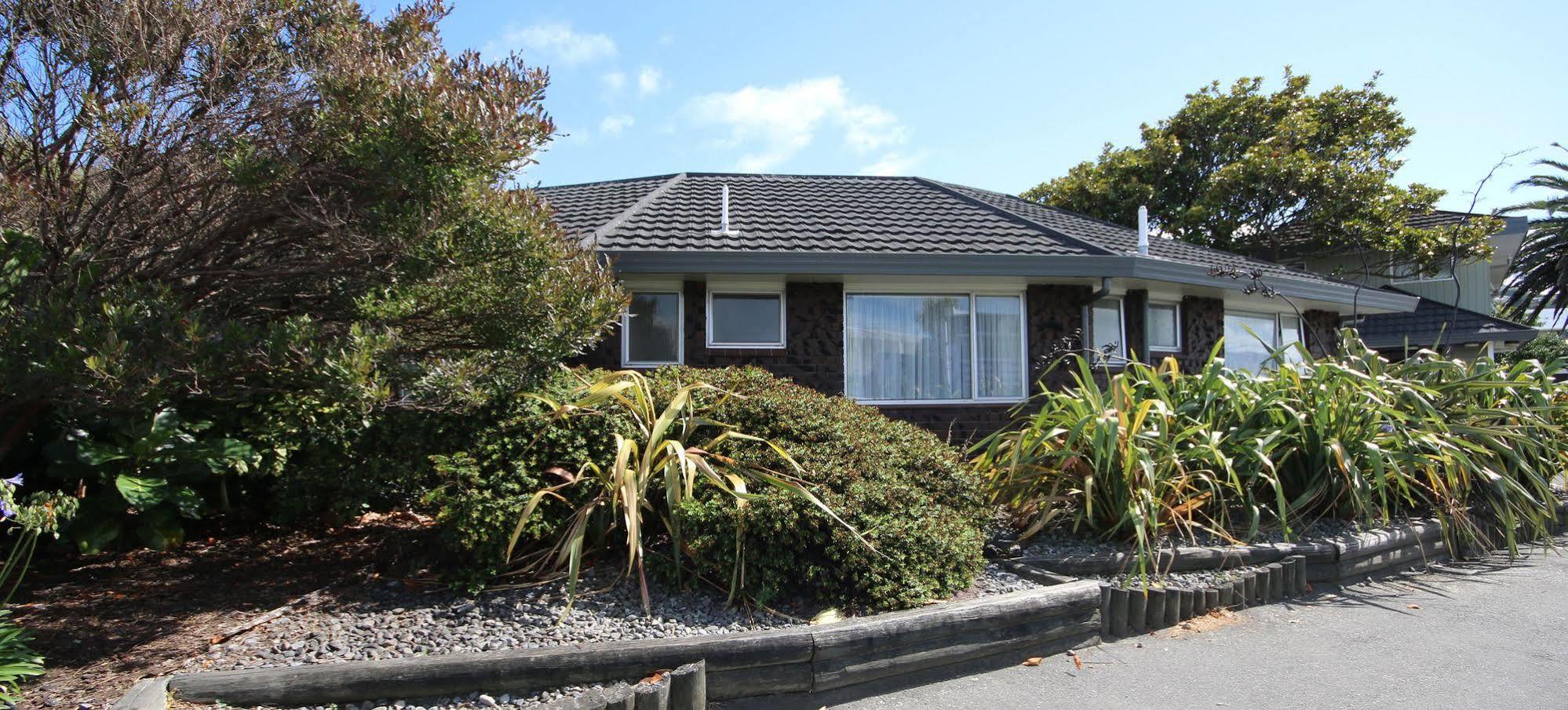 Midway Pacifica Lodge Lower Hutt Exterior foto