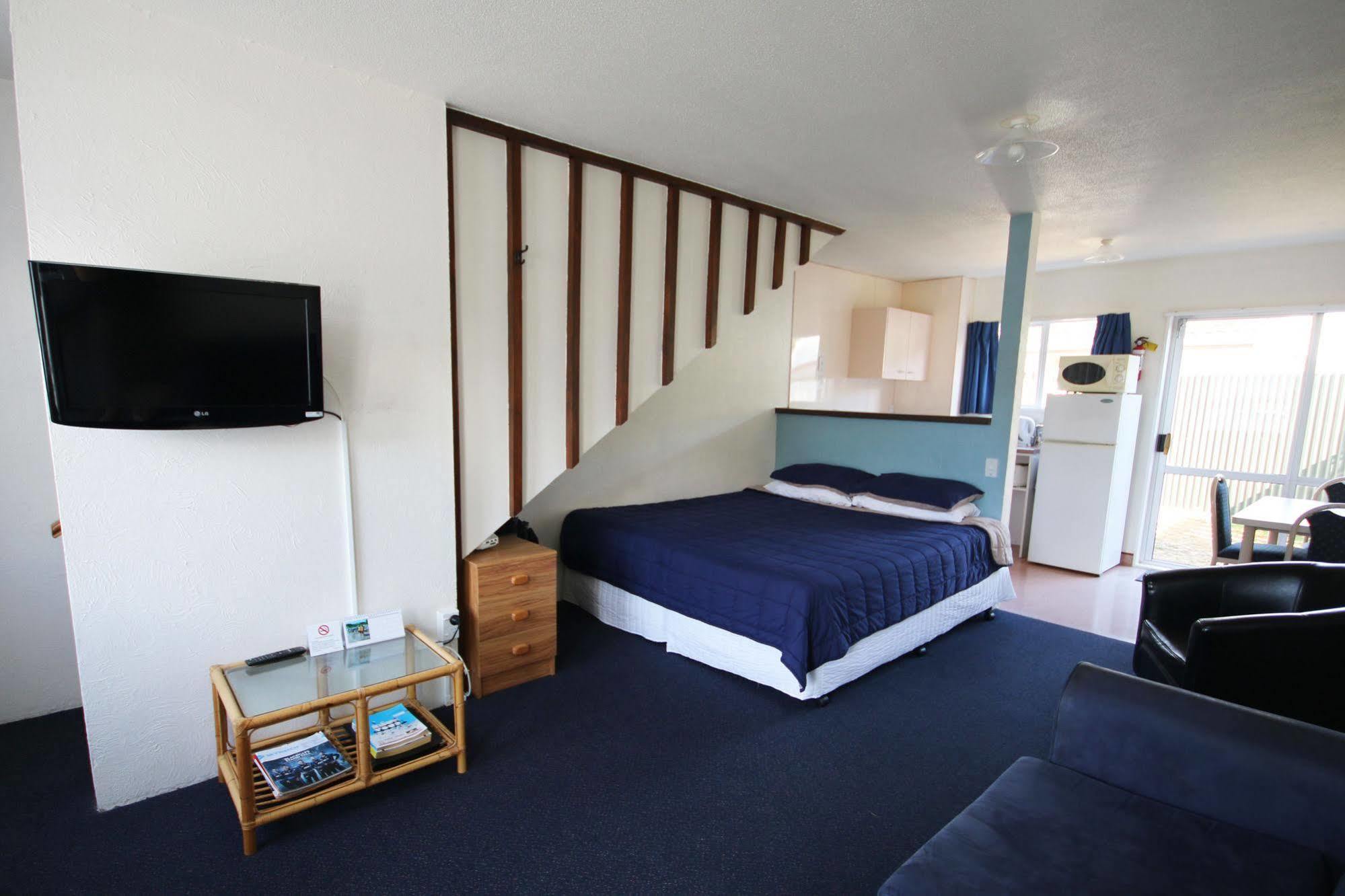 Midway Pacifica Lodge Lower Hutt Exterior foto